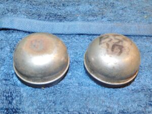 1964-73 Mustang GT Mach 1 Shelby Cougar Xr7 Eliminator NOS FRONT HUB GREASE CAPS
