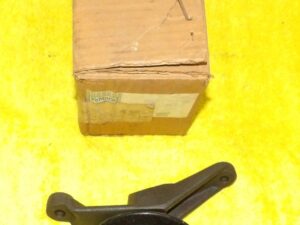 1967 1968 Ford Mustang Shelby Cougar NOS 289 302 A/C FIXED IDLER PULLEY BRACKET