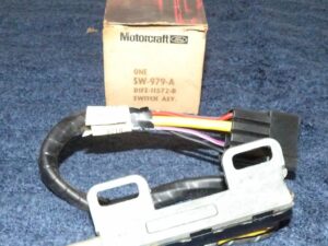 1971 1972 1973 1974 Ford Pinto Mercury Bobcat NOS COLUMN IGNITION SWITCH