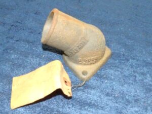 1964-72 Ford F100 F250 F350 F500 F800 NOS 352 330 361 391 WATER OUTLET CONNECTOR