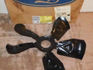 1991 1992 Town Car 1992 Crown Victoria Grand Marquis NOS 4.6L 8-CYL FAN BLADE