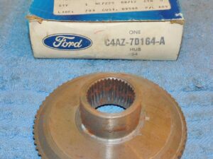 1964-85 Mustang Fairlane Torino LTD Granada Cougar NOS C4 TRANS OUTPUT SHAFT HUB