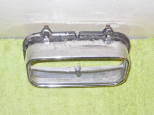 1969 Thunderbird Sedan Hardtop Landau FRONT PARKING TURN SIGNAL LIGHT GRILLE BZL