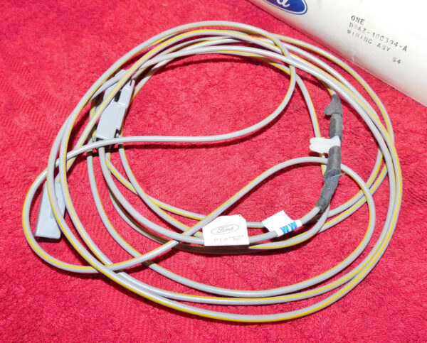 57-1048.jpg 57-1048.jpg