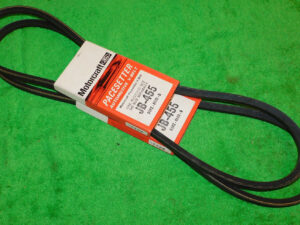 1971 Ford Galaxie 500XL LTD Mercury Monterey NOS 390 ALTERNATOR V-BELT FAN BELTS