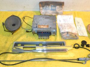 1965 Ford Fairlane Coupe Hardtop 500 Wagon NOS AM TRANSISTOR RADIO KIT w ANTENNA