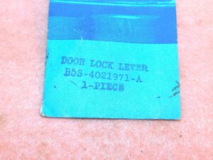 1955 1956 1957 Ford Thunderbird NOS DOOR LOCK CYLINDER OPERATING LEVER