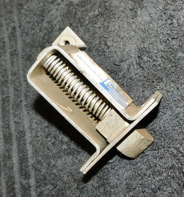 57-1555.jpg 57-1555.jpg