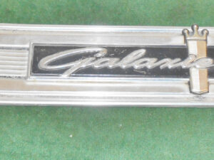 1964 Galaxie 500 Hardtop Convert ORIG RH REAR DECK GALAXIE 500 EMBLEM TRIM PANEL