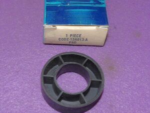 1964 1965 1966 Mustang GT Shelby GT350 NOS STEERING WHEEL HORN RING PRESSURE PAD