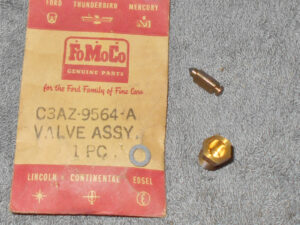 1963 1964 1965 66 Ford Mercury Lincoln NOS 2v 4v CARBURETOR NEEDLE VALVE & SEAT