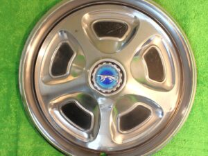 1969 1970 Mercury Cougar Coupe Convertible ORIG 14" STANDARD WHEEL COVER HUB CAP