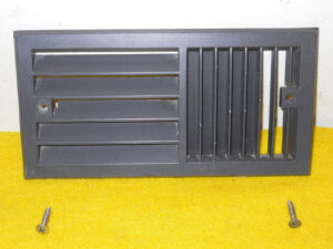 1961 1962 Lincoln Continental Sdn Convrt ORIG LH UNDER DASH SIDE AIR VENT GRILLE