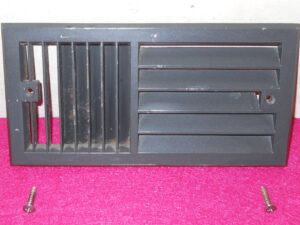 1961 1962 Lincoln Continental Sdn Convrt ORIG RH UNDER DASH SIDE AIR VENT GRILLE