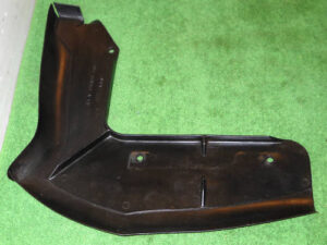 1969 Cougar Hardtop Convertible XR7 Eliminator ORIG LH FRONT FENDER SPLASH GUARD