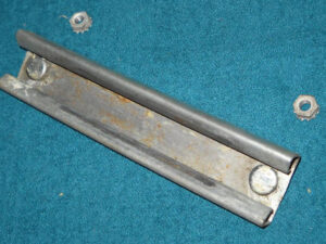 59 1960 Lincoln Premiere Continental FRONT DOOR WINDOW REG GUIDE TRACK BRACKET