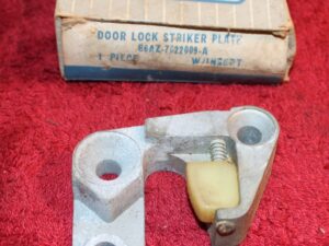 1956 1957 Ford Thunderbird 1956 Ford Car Fairlane NOS LH DOOR LOCK STRIKER PLATE