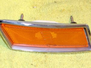 1970 Mustang Mach 1 Boss Grande Convertible NOS RH FRONT FENDER SIDE MARKER LAMP