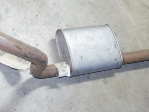 1967 Ford Mustang Gt NOS 289 2v 4v SINGLE EXHAUST INTERMEDIATE PIPE & MUFFLER
