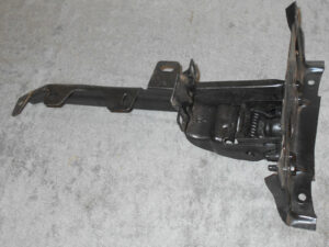 1963 Ford 300 Galaxie 500 XL Fastback Sunliner ORIG HOOD LATCH + SUPPORT BRACE