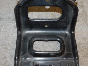 1971 1972 1973 1974 Ford Pinto Hatchback Station Wagon NOS HOOD LATCH SUPPORT