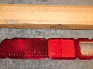 1970-1977 Maverick Grabber 71-76 Pinto Hatch NOS LH REAR TAIL LIGHT LAMP LENS