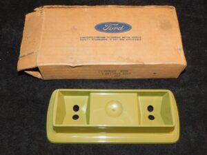 1972 1973 Gran Torino Hardtop Coupe Montego MX Gt NOS REAR QUARTER ARM REST BASE