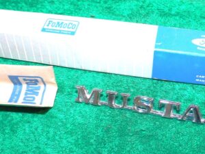 1965 1966 Mustang Coupe Convertible NOS FRONT FENDER 'MUSTANG' EMBLEM NAMEPLATE