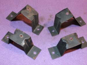 1969 1970 Mustang Mach1 Shelby ORIG FASTBACK INTERIOR L+R QUARTER PANEL BRACKETS