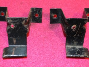 1969 1970 Mustang Mach1 Shelby ORIG FASTBACK INTERIOR L+R QUARTER PANEL BRACKETS
