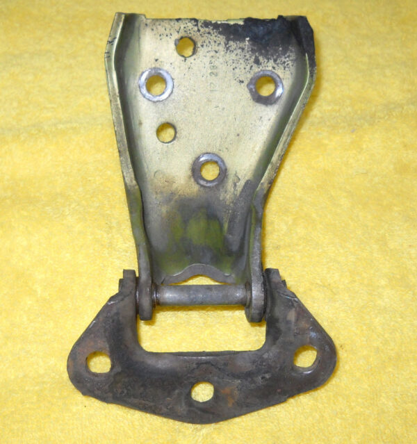 57-3752.jpg