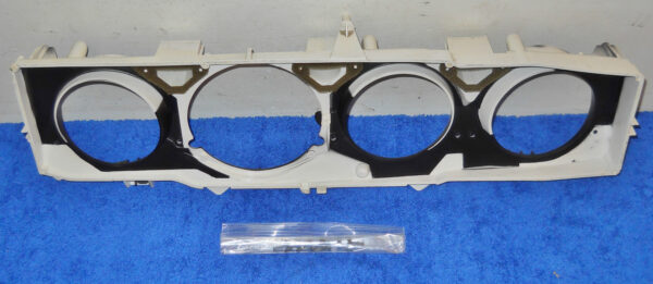 57-3775.jpg 57-3775.jpg