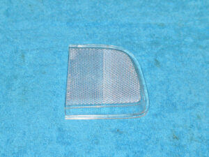 1969 1970 Cougar Hdtp Convertible XR7 Eliminator ORIG RH TAIL LIGHT LENS INSERT