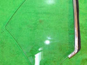 1971 1972 1973 Mustang FASTBACK Mach 1 Boss ORIG RH CLEAR QUARTER WINDOW GLASS