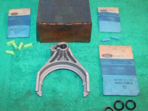 1975-1982 Ford Mustang 1979-82 Capri NOS RAD 4-SPEED 1st-2nd GEAR SHIFTER FORK
