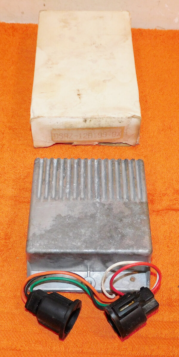 57-4084.jpg