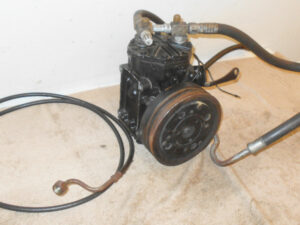 1967 Ford Mustang ORIG 6 CYL 200 A/C COMPRESSOR + CLUTCH PULLEY + HOSES +BRACKET
