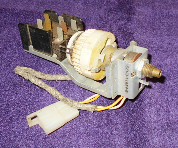 57-4394.jpg