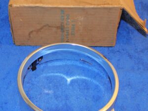1970 Ford Custom Galaxie 500 Sedan Ht Fastback NOS LH OUTER HEAD LAMP DOOR BEZEL