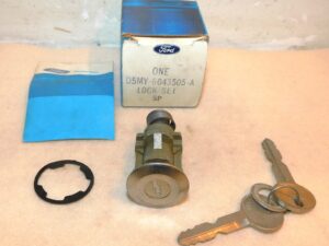 1975 1976 Ford Granada Mercury Monarch NOS TRUNK LID LUGGAGE COMPT LOCK CYLINDER