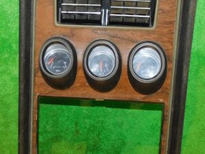 1971 1972 1973 Mustang Mach 1 Boss ORIG WOODGRAIN DASH CENTER GAUGES BEZEL w A/C