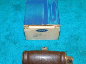 1970 Cougar Xr7 Montego Cyclone NOS TOBACCO A/T DELUXE CONSOLE SHIFT HANDLE KNOB