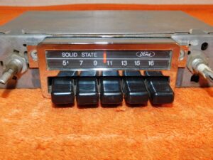 1973 1974 1975 1976 1977 Ford Mercury Capri GT S RS Ghia ORIG DASH AM RADIO