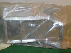 1977 1978 Mercury Cougar XR7 2-Door 65L Hardtop NOS RH REAR TAIL LAMP DOOR BEZEL