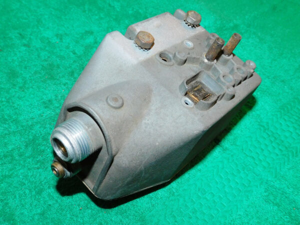57-5835.jpg 57-5835.jpg