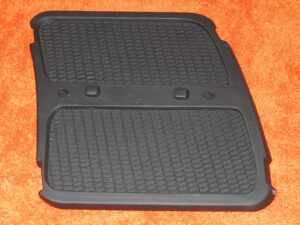 1970 Mustang Grande Boss Mach1 ORIG LH HEAD LIGHT FENDER EXTENSION GRILLE INSERT
