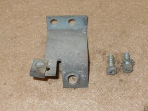 1964 1965 1966 Thunderbird Ht Landau Convert LH LOWER TAIL LIGHT HOUSING BRACKET