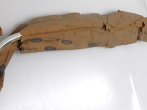 1978 1979 Continental Town Car NOS RH REAR WHEEL OPENING COVER SKIRT MOULDING