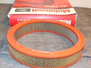 1970-1986 Ford Mustang Maverick Fairmont NOS 2.3L 200 250 AIR CLEANER FILTER