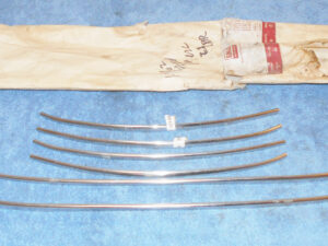 1962 Galaxie 500 Monterey Custom 4-DOOR ORIG NOS LH+RH DOOR EDGE TRIM GUARD KIT